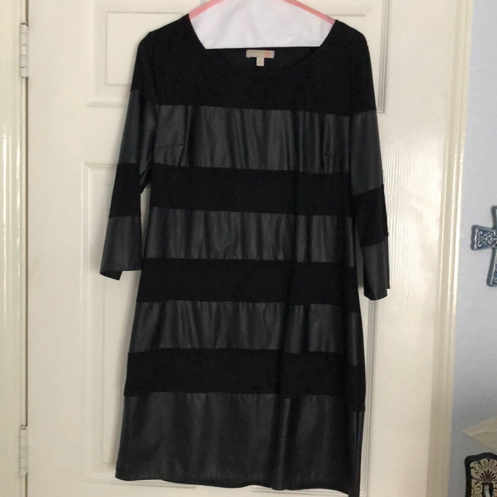 Gianni Bini little black dress